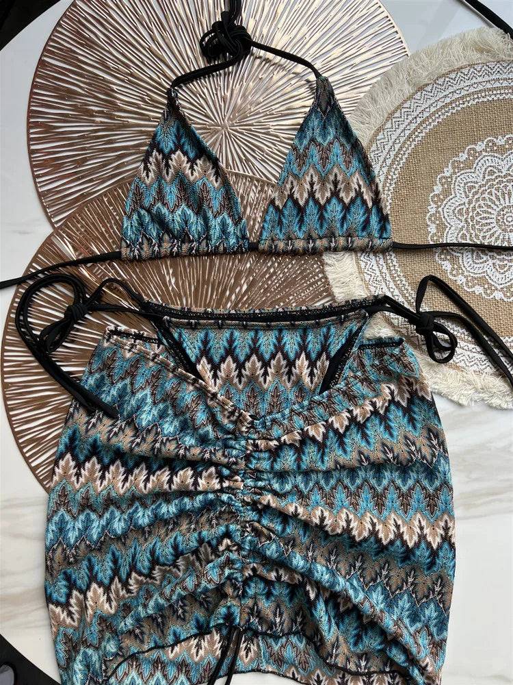 Conjunto Folhas Multicores com Saia